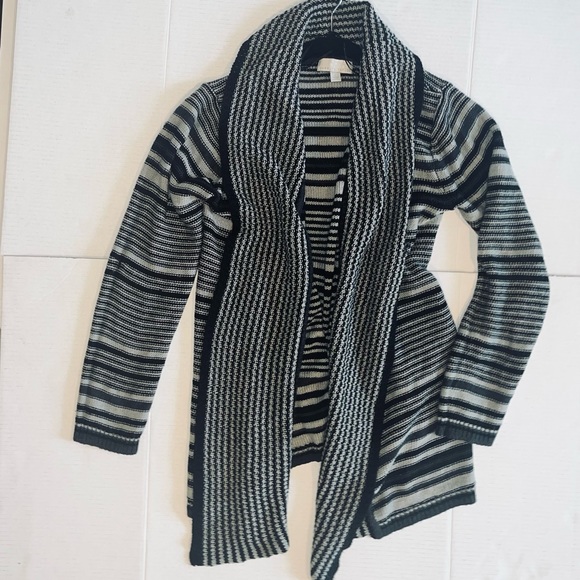 Open Front Cardigan Sweater - Picture 5 of 10